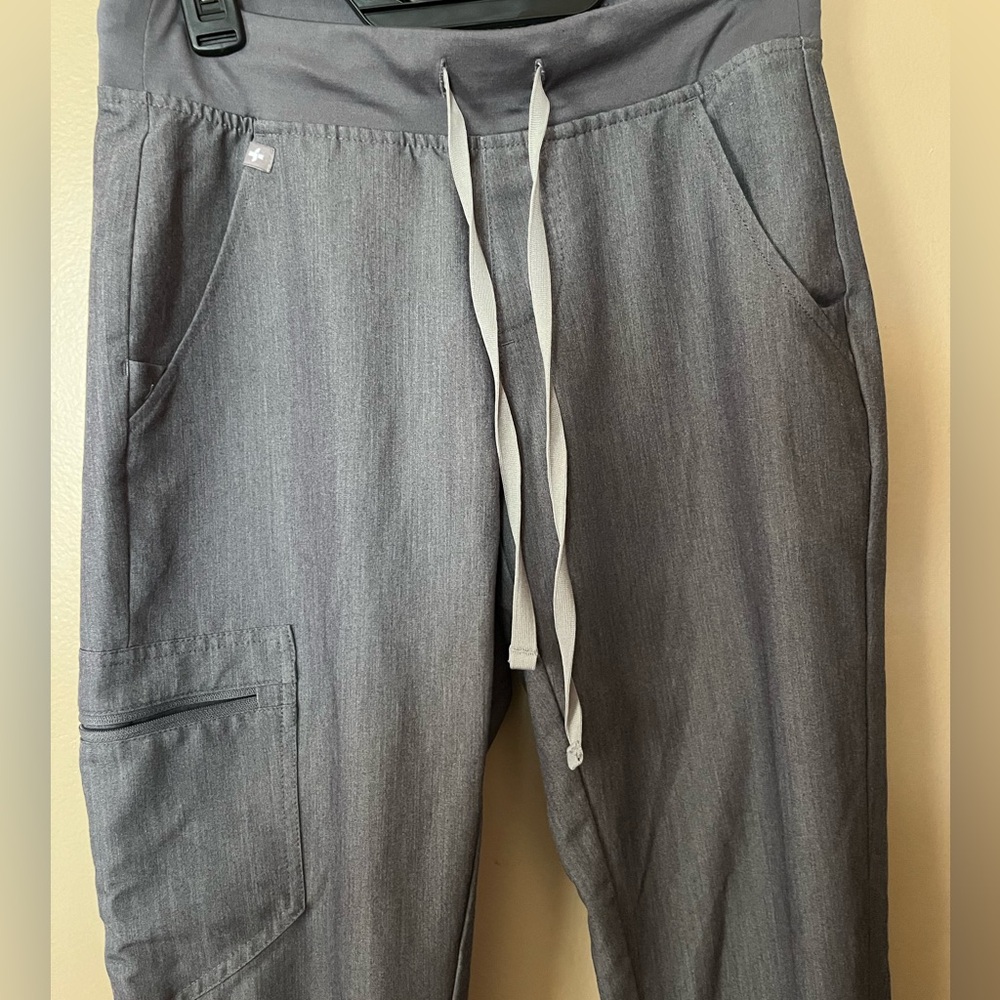 Figs scrub joggers